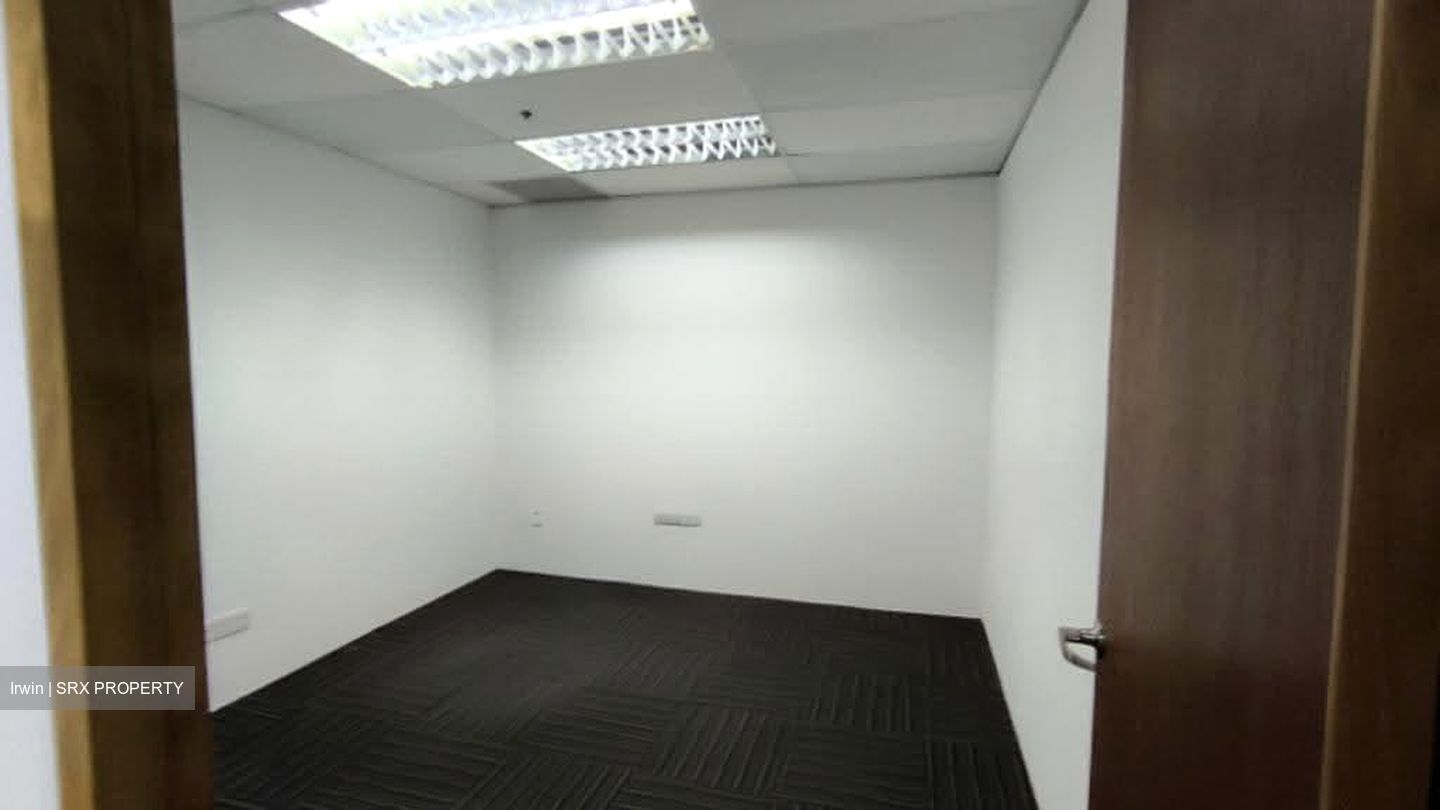 Toh Guan Road (D22), Factory #626373141